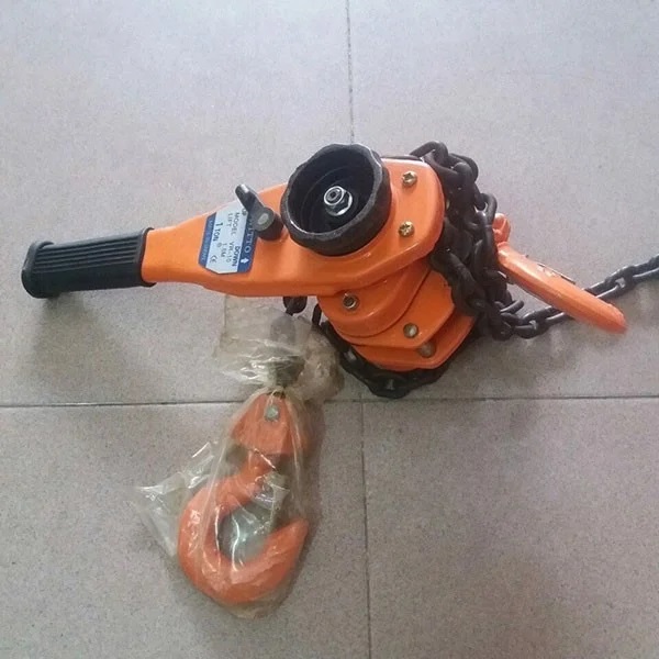 Palang xích lắc tay