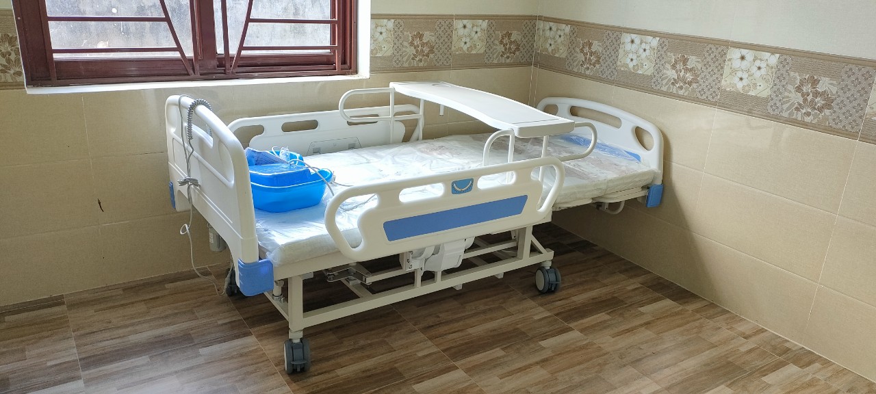 Giường bệnh lucass Gb4