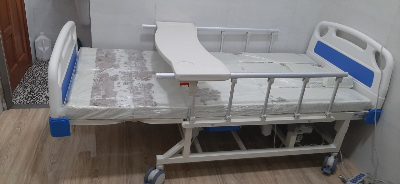 Giường bệnh lucass Gb-T5D