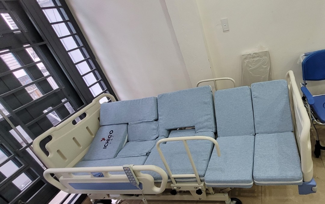 Giường cho người bị liệt cao cấp