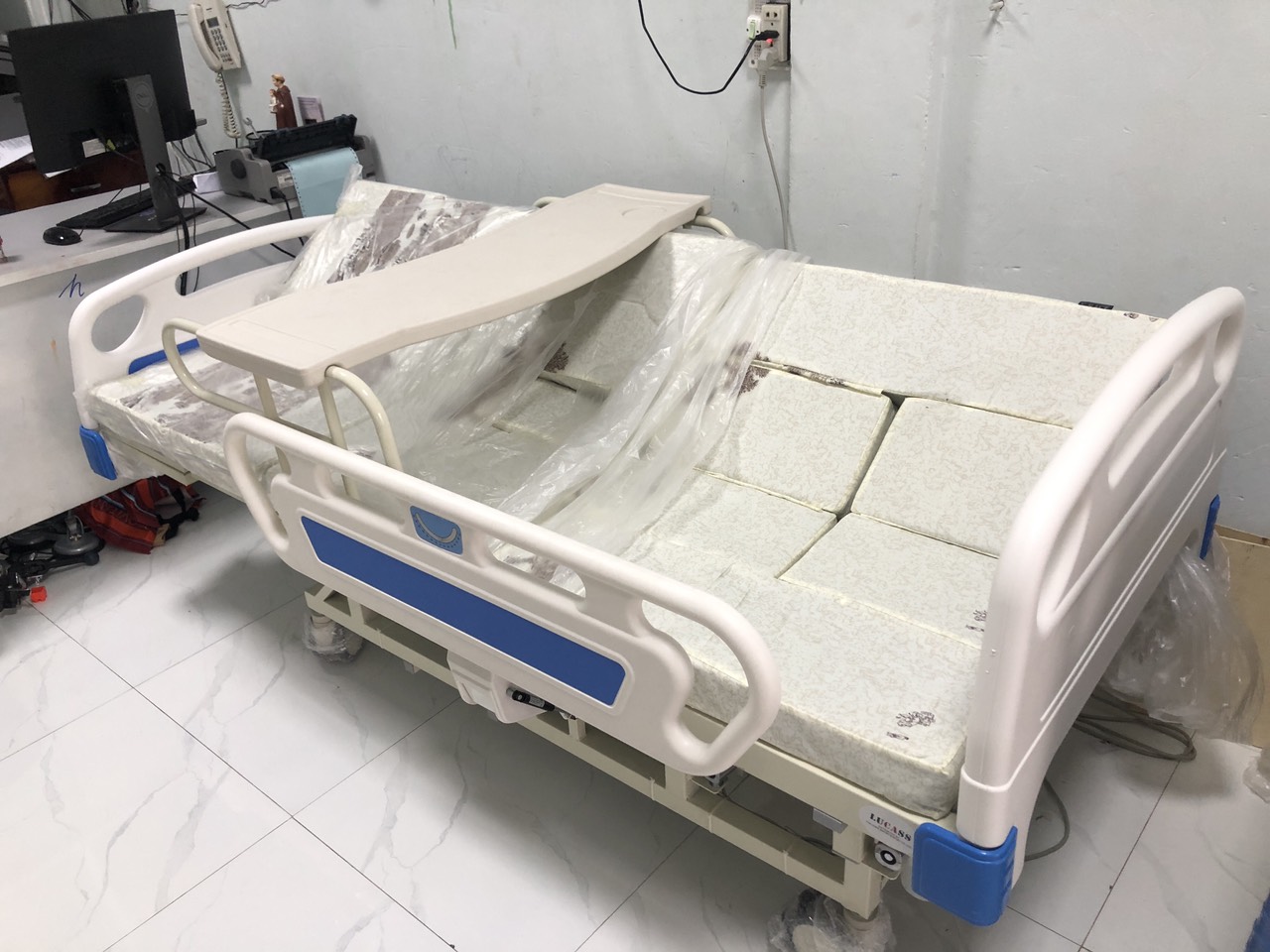 Ở Cần Thơ thì giường y tế paramount bán ở đâu?